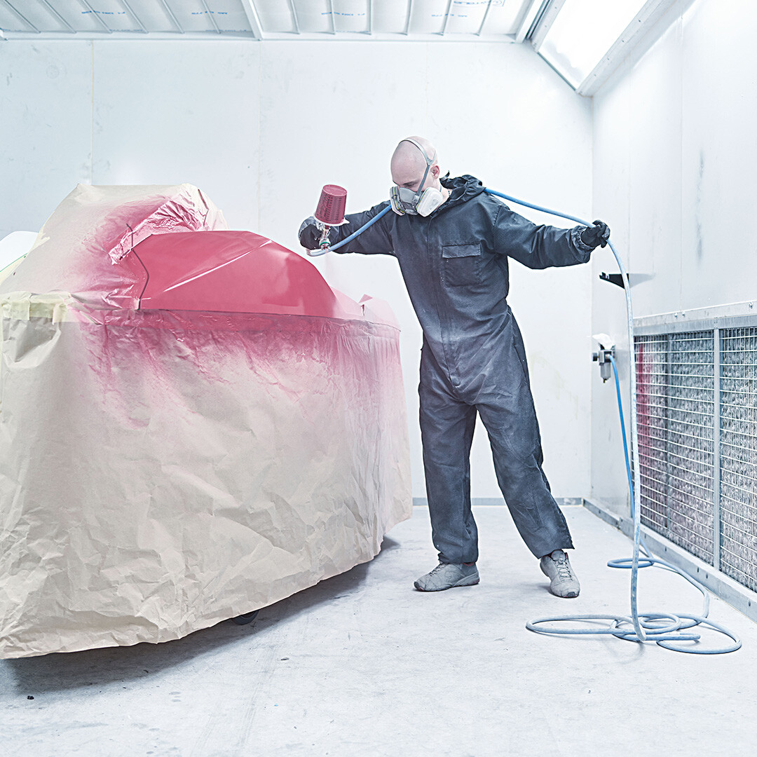 Belassi_manufactoring_process_Burrasca_Marine_Hypercraft_manul_labor_manually_painted