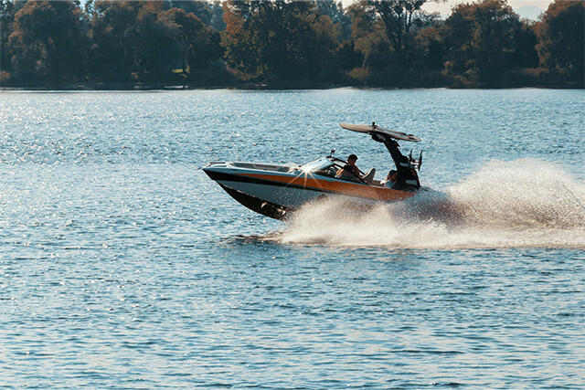 Belassi_Engine_Powerdrive_260_330_hp_boats_tenders_boating_application_2